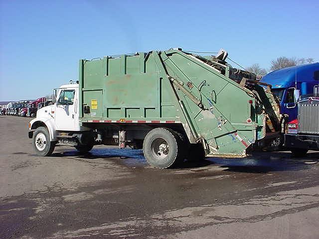 1999 INTERNATIONAL 4900 Coopersburg Pennsylvania Photo #0101174A