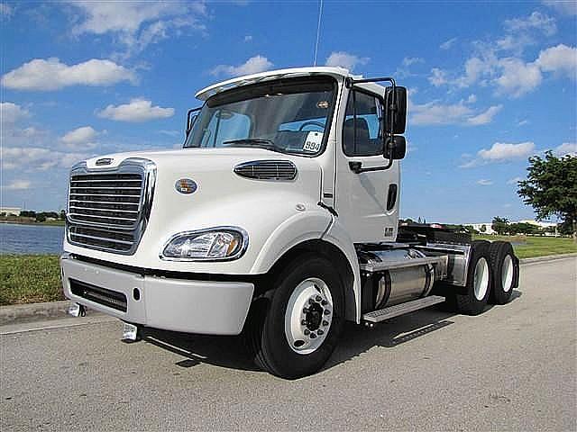 2011 FREIGHTLINER BUSINESS CLASS M2 112 Pompano Beach Florida Photo #0101446A