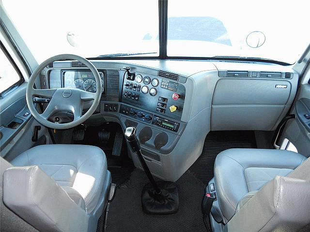 2007 FREIGHTLINER CL12064ST-COLUMBIA 120 Carrollton Georgia Photo #0101689A