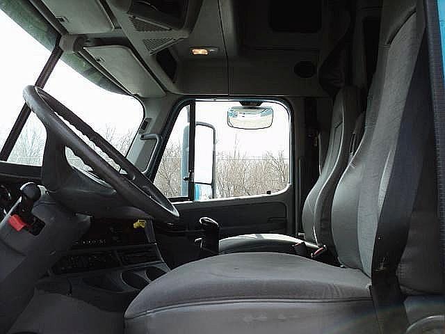 2006 FREIGHTLINER C12064ST-CENTURY 120 Indianapolis Indiana Photo #0101906A