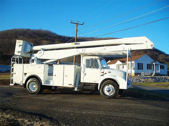 2000 INTERNATIONAL 4700 Narrows Virginia Photo #0101981A