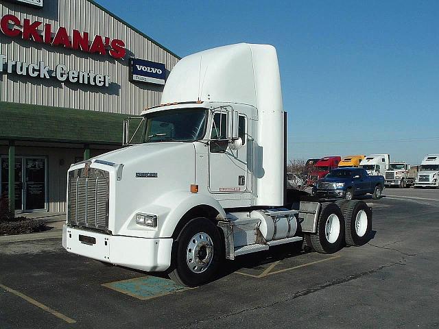 2001 KENWORTH T800 Clarksville Indiana Photo #0102201A