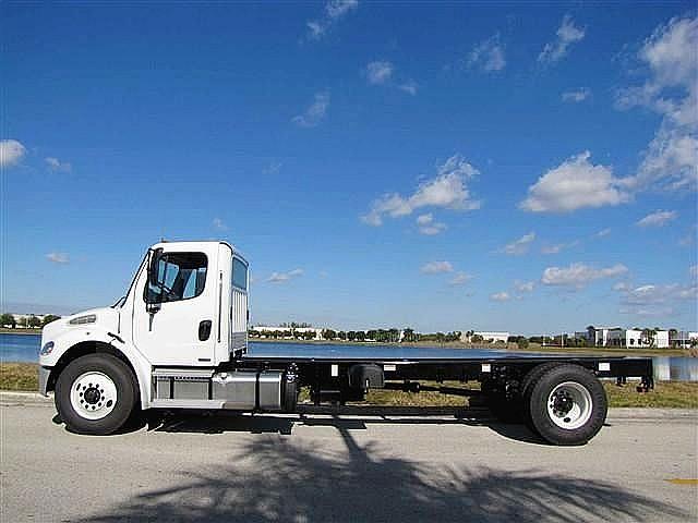 2011 FREIGHTLINER BUSINESS CLASS M2 106 Pompano Beach Florida Photo #0102913A