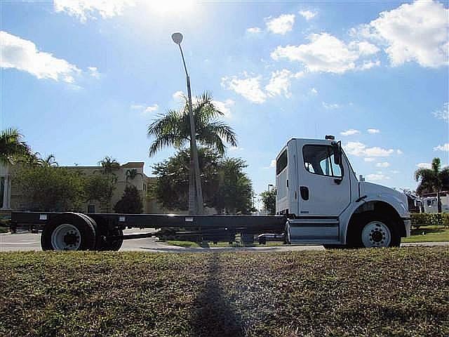 2011 FREIGHTLINER BUSINESS CLASS M2 106 Pompano Beach Florida Photo #0102913A