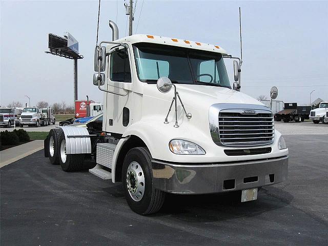 2007 FREIGHTLINER CL12064ST-COLUMBIA 120 Crawfordsville Indiana Photo #0103412A