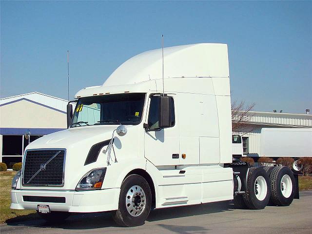 2007 VOLVO VNL64T630 MUNCIE Indiana Photo #0103471A