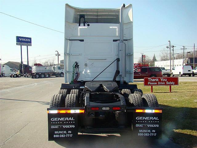 2007 VOLVO VNL64T630 MUNCIE Indiana Photo #0103471A