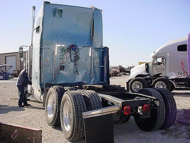 2006 FREIGHTLINER FLD13264T-CLASSIC XL Bowie Texas Photo #0103495A