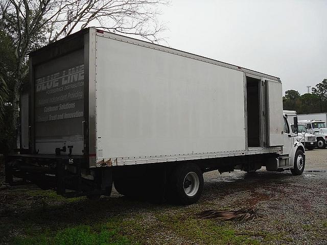 2005 FREIGHTLINER BUSINESS CLASS M2 106 Sanford Florida Photo #0104481A