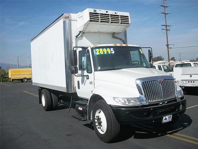 2006 INTERNATIONAL 4300 FONTANA California Photo #0104995A