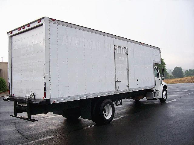 2004 FREIGHTLINER BUSINESS CLASS M2 106 New London North Carolina Photo #0105136A