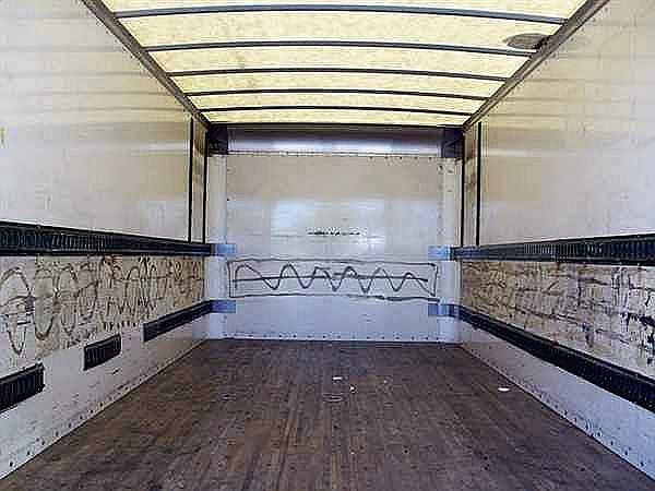 2004 FREIGHTLINER FL70 Montebello California Photo #0105377A