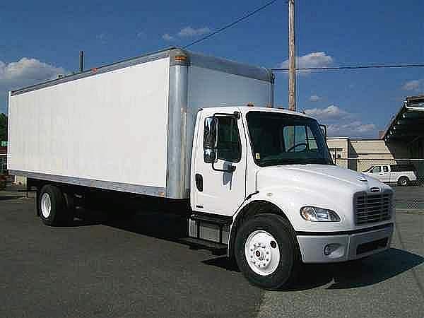 2006 FREIGHTLINER BUSINESS CLASS M2 106 Springfield Massachusetts Photo #0105388A