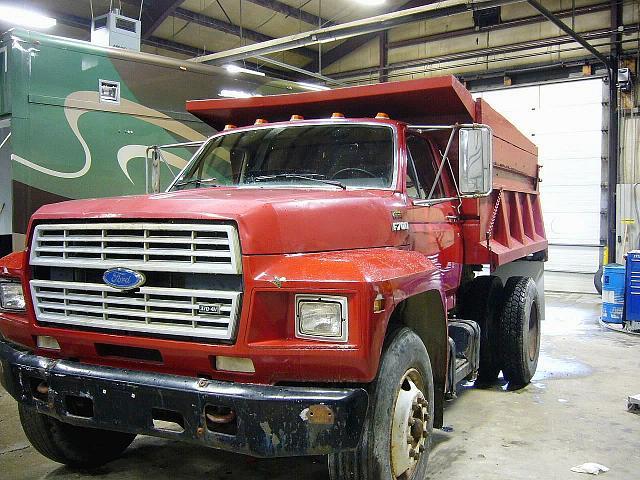 1987 FORD F700 Middlebury Vermont Photo #0105959A