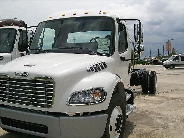 2011 FREIGHTLINER BUSINESS CLASS M2 106 Tampa Florida Photo #0105979A