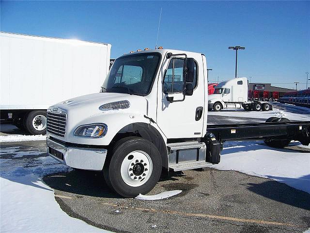 2011 FREIGHTLINER BUSINESS CLASS M2 106 Indianapolis Indiana Photo #0106220A