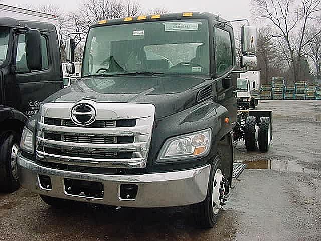 2011 HINO 258LP Maumee Ohio Photo #0106658A