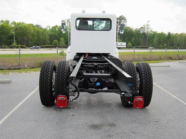 2011 PETERBILT 337 Florence South Carolina Photo #0106923A