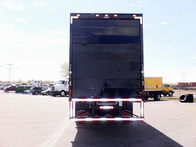 2005 FREIGHTLINER BUSINESS CLASS M2 106 Commerce City Colorado Photo #0107056A