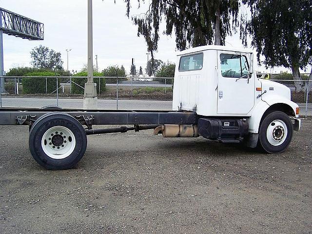 1998 INTERNATIONAL 4900 Fresno California Photo #0107077A