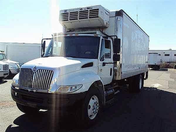 2004 INTERNATIONAL 4300 Moonachie New Jersey Photo #0107234A