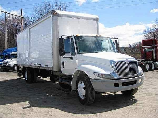 2004 INTERNATIONAL 4300 Warwick Rhode Island Photo #0107293A