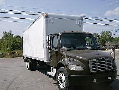 2005 FREIGHTLINER BUSINESS CLASS M2 106 Liverpool New York Photo #0107323A