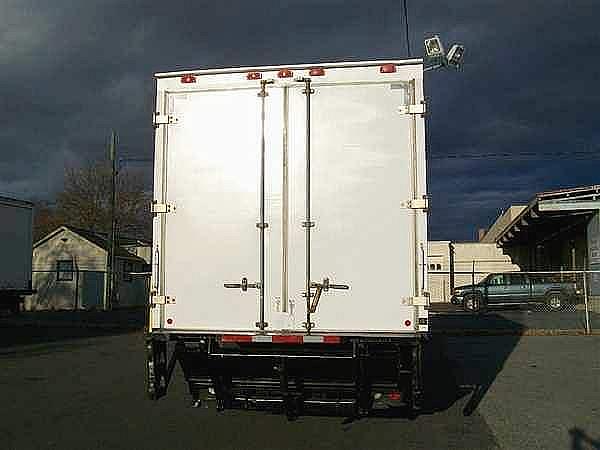 2006 FREIGHTLINER BUSINESS CLASS M2 106 Springfield Massachusetts Photo #0107352A