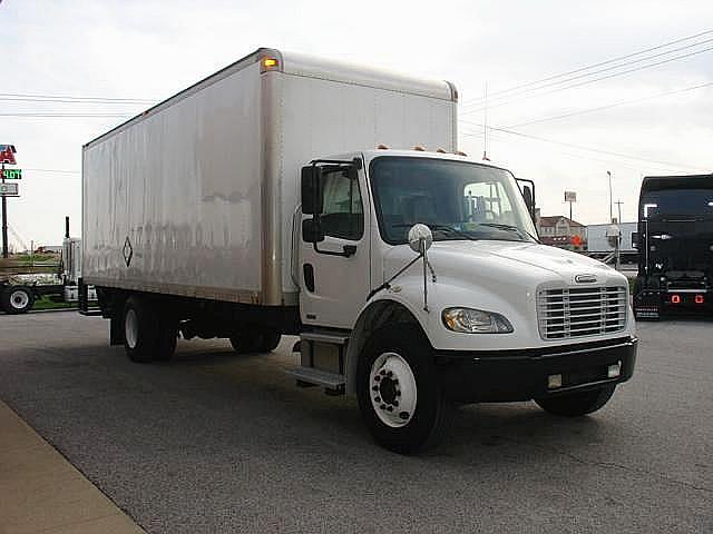 2004 FREIGHTLINER BUSINESS CLASS M2 106 Troy Illinois Photo #0107460A