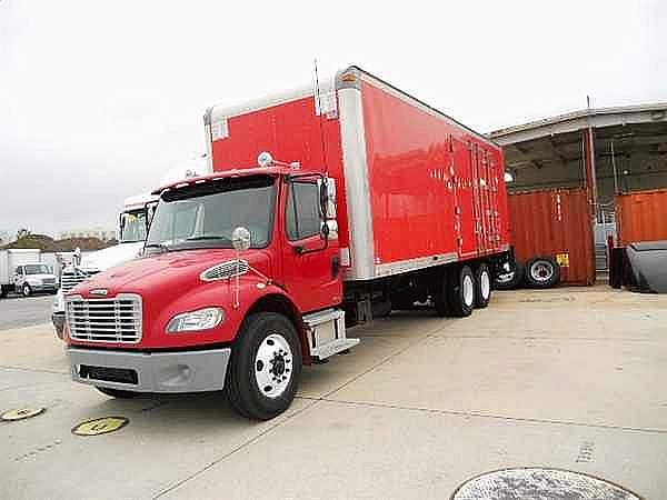 2005 FREIGHTLINER BUSINESS CLASS M2 106 Chesapeake Virginia Photo #0107654A