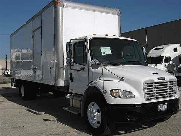 2005 FREIGHTLINER BUSINESS CLASS M2 106 Dallas Texas Photo #0107671A