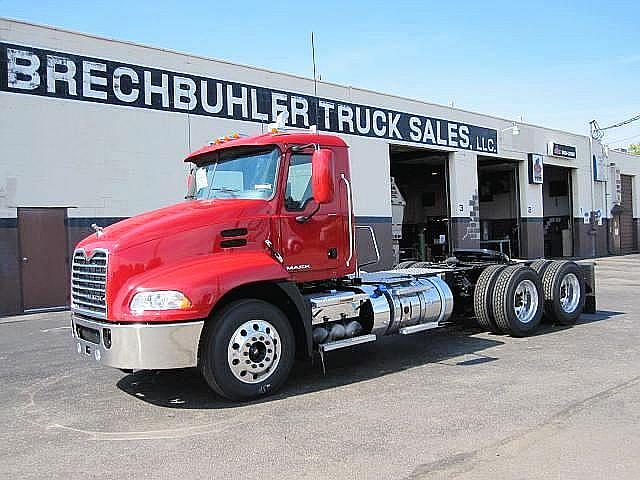 2011 MACK PINNACLE CXU613 Canton Ohio Photo #0108171A