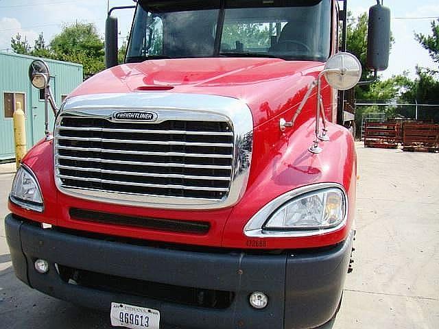 2006 FREIGHTLINER CL12064S - COLUMBIA 120 Harrison Ohio Photo #0108238A