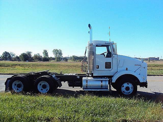 2006 KENWORTH T800 Olathe Kansas Photo #0108363A