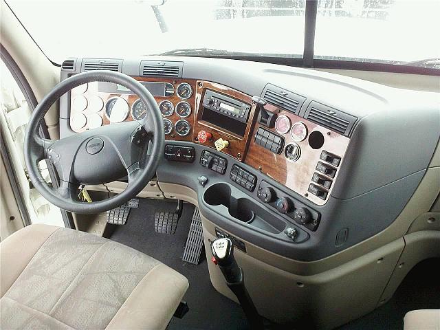 2008 FREIGHTLINER CA12564SLP - CASCADIA Spokane Washington Photo #0108473A