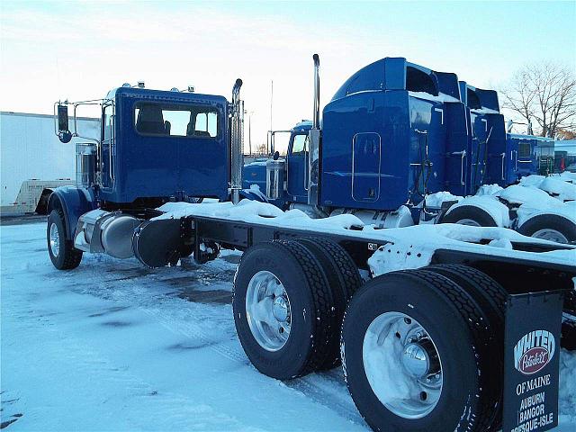 2011 PETERBILT 367 Bangor Maine Photo #0108987A