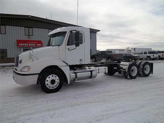 2005 FREIGHTLINER CL12064ST-COLUMBIA 120 Sioux Falls South Dakota Photo #0109124A