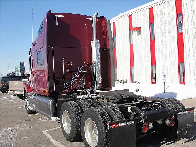 2005 PETERBILT 387 Eau Claire Wisconsin Photo #0109278A