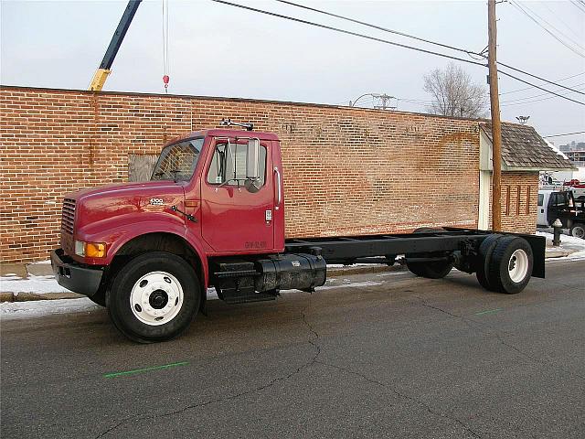 2002 INTERNATIONAL 4700 SAINT LOUIS Missouri Photo #0109436A