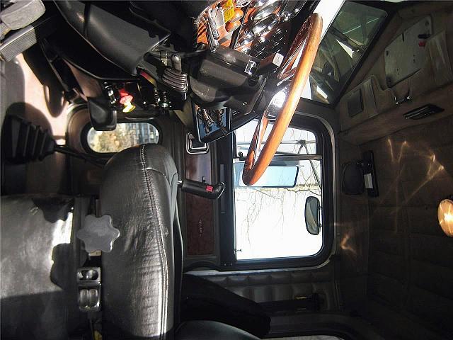 2004 PETERBILT 379EXHD Sparks Nevada Photo #0109797A