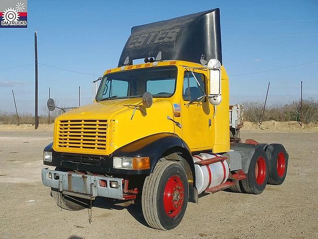 1995 INTERNATIONAL 8100 Laredo Texas Photo #0109819A