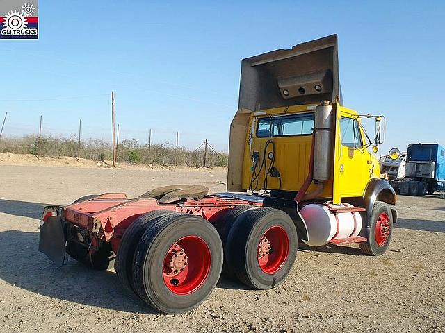 1995 INTERNATIONAL 8100 Laredo Texas Photo #0109819A