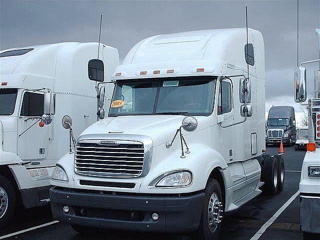 2005 FREIGHTLINER CL12064ST-COLUMBIA 120 Coburg Oregon Photo #0109940A