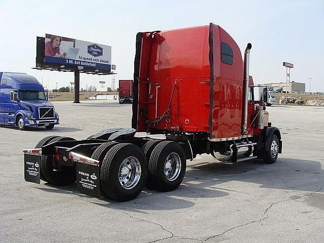 2001 FREIGHTLINER FLD13264T-CLASSIC XL Springfield Missouri Photo #0110208A