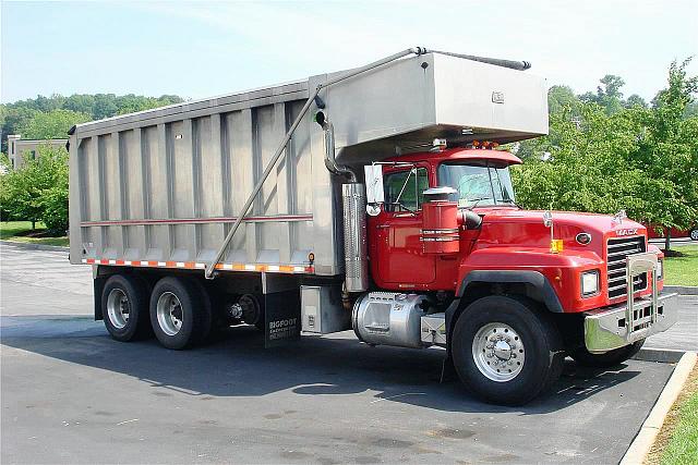 2004 MACK RD688S Bristol Tennessee Photo #0110215A