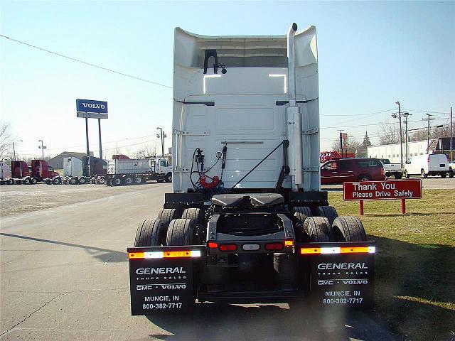 2007 VOLVO VNL64T630 MUNCIE Indiana Photo #0110303A