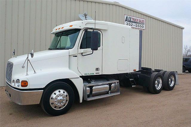 2002 FREIGHTLINER CST12064-CENTURY 120 Greeley Colorado Photo #0111327A