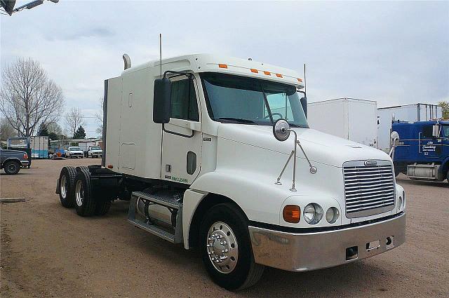 2002 FREIGHTLINER CST12064-CENTURY 120 Greeley Colorado Photo #0111327A