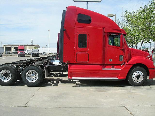 2007 FREIGHTLINER CL12064ST-COLUMBIA 120 Stockton California Photo #0111581A