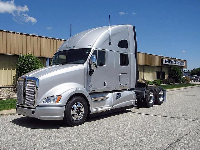 2012 KENWORTH T700 South Bend Indiana Photo #0111836A